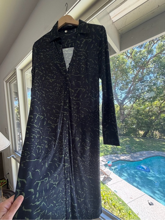 Margaret O'Leary Dresses & Skirts - Margaret O'Leary Black Long Sleeve Shirt Dress with Green Abstract Accents